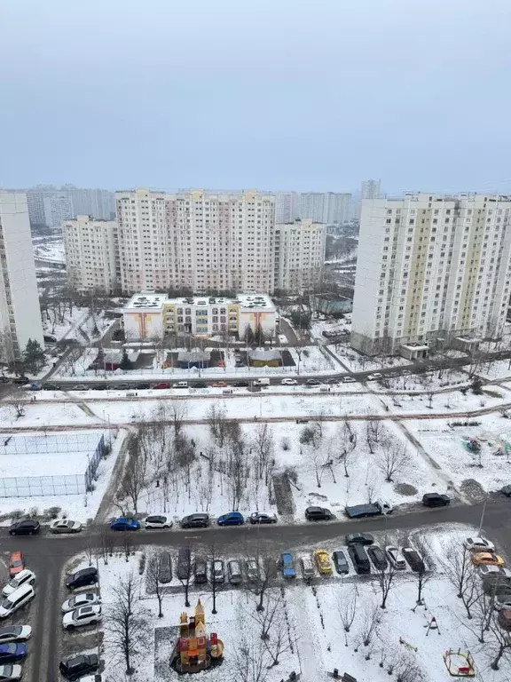 3-к кв. Москва ул. Верхние Поля, 28 (76.6 м) - Фото 0