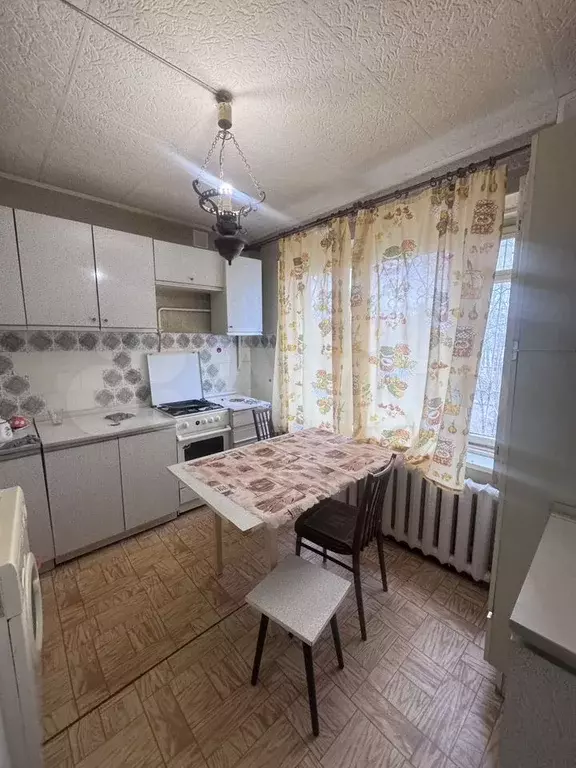 2-к. квартира, 48 м, 1/5 эт. - Фото 0