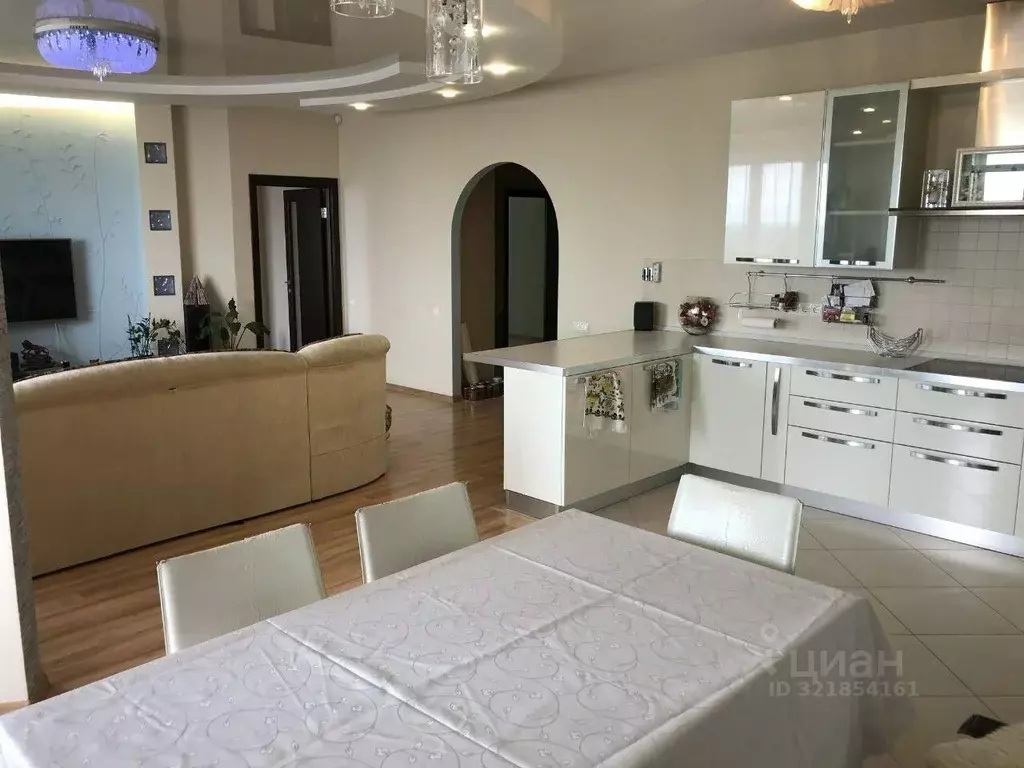 4-к кв. Челябинская область, Челябинск ул. Бейвеля, 6 (121.0 м) - Фото 1