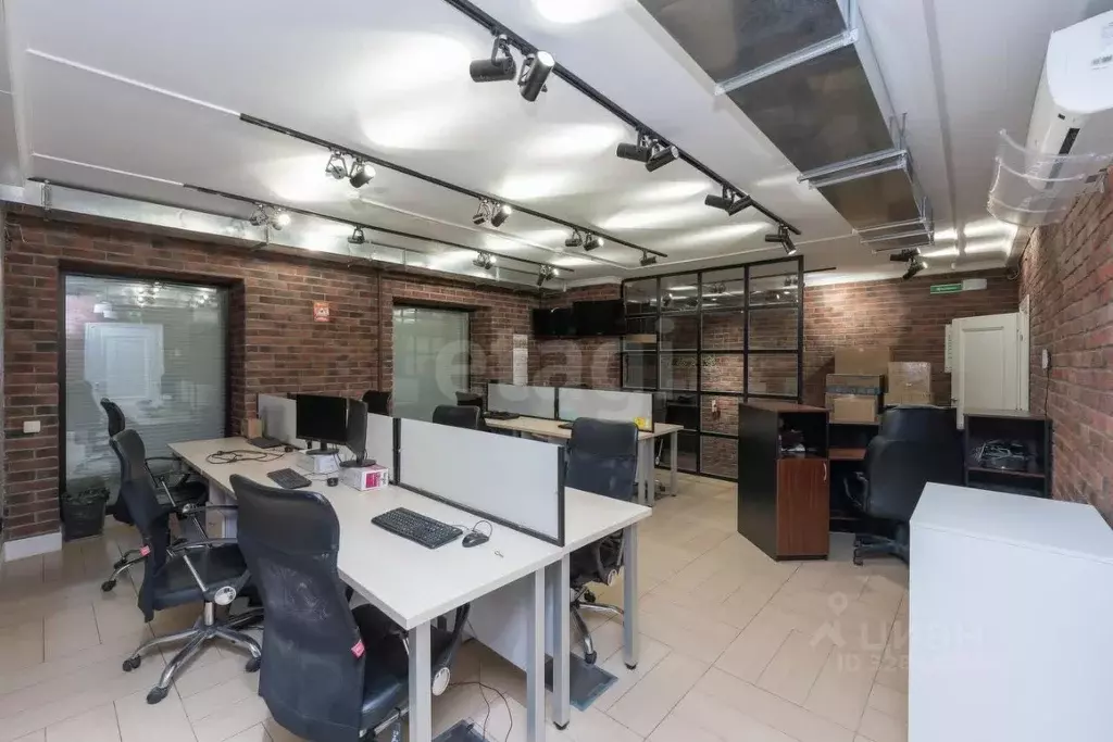 Помещение свободного назначения в Пермский край, Пермь Комсомольский ... - Фото 2