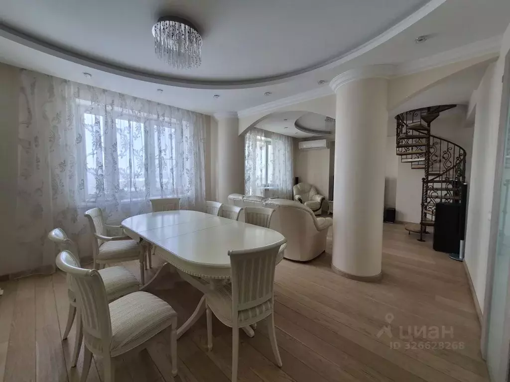 6-к кв. Московская область, Долгопрудный Лихачевское ш., 1к5 (230.0 м) - Фото 1