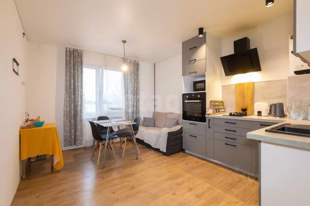 2-к кв. Калининградская область, Калининград Белгородская ул., 5 (60.0 ... - Фото 1