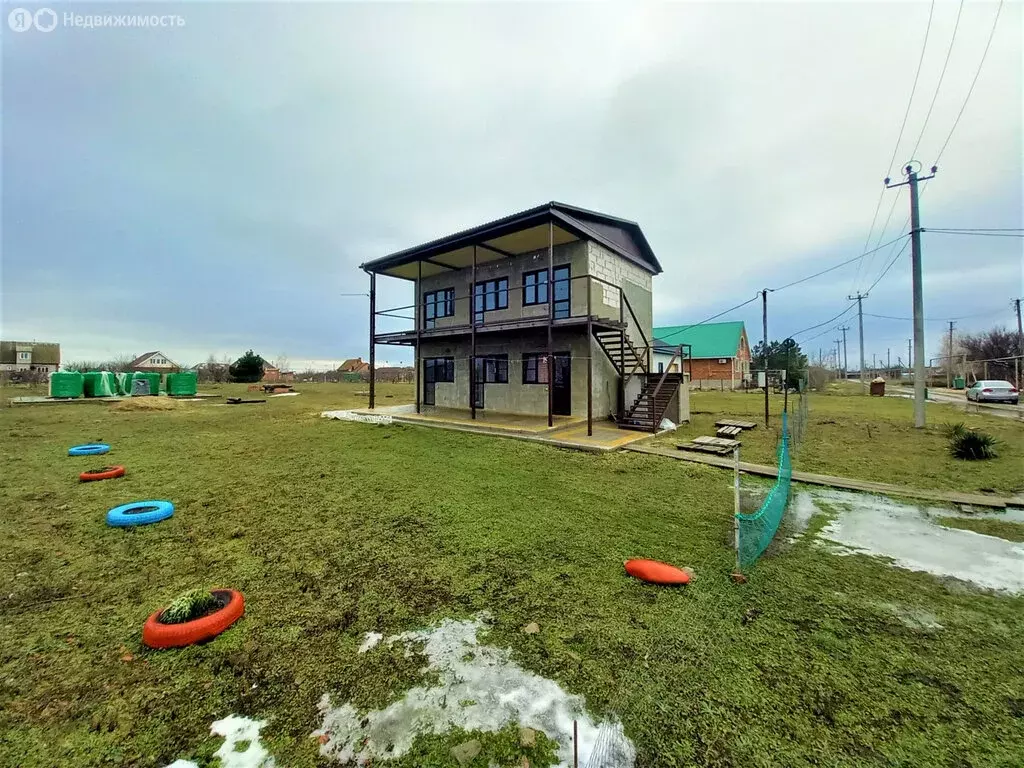 Дом в село Воронцовка, Азовская улица (100 м) - Фото 1