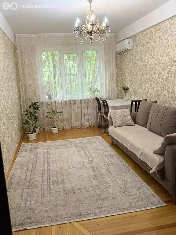 3-комнатная квартира: Махачкала, улица Абдулхакима Исмаилова, 62Г (70 ... - Фото 1