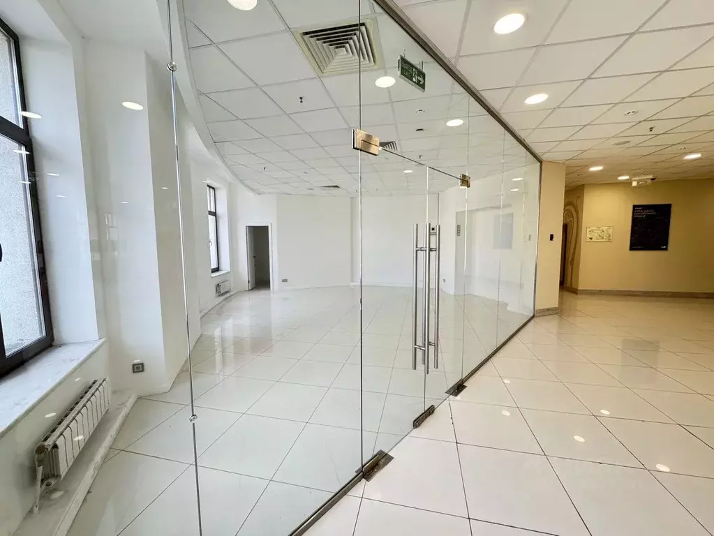 Офис в Татарстан, Казань ул. Баумана, 82 (49 м) - Фото 2