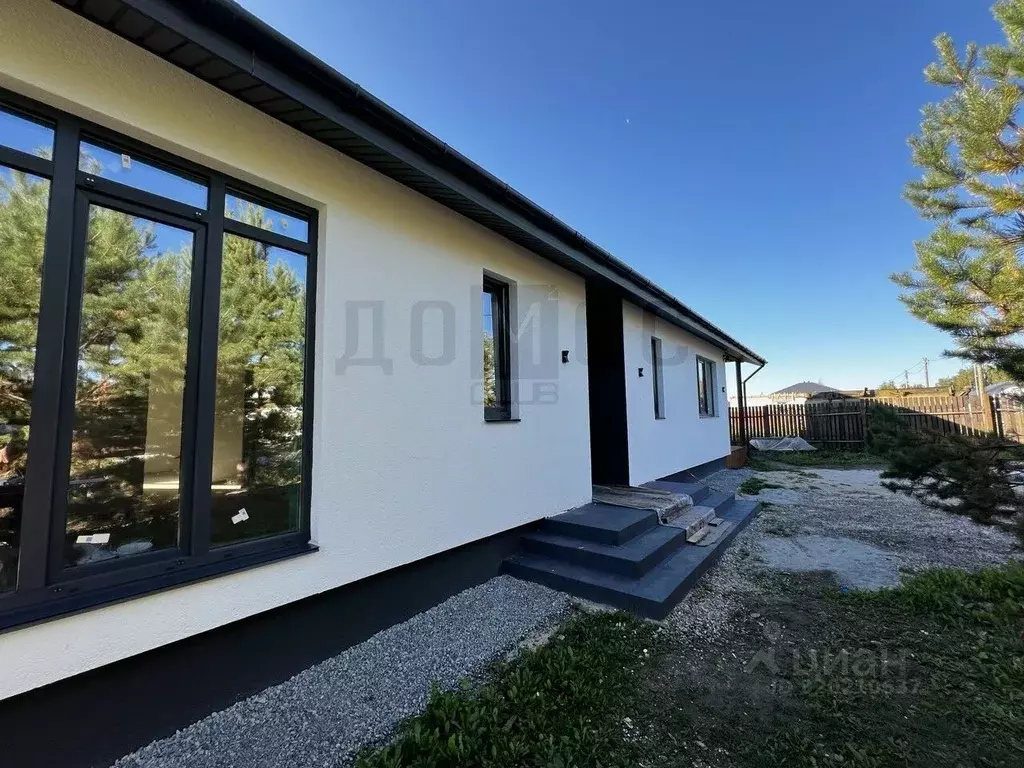 Дом в Свердловская область, Сысертский муниципальный округ, пос. ... - Фото 1