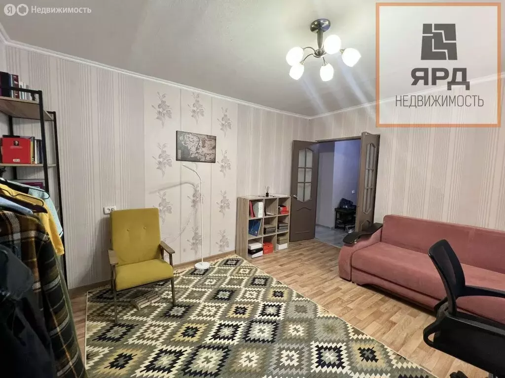 3-комнатная квартира: Таганрог, улица Бабушкина, 54В (61.4 м) - Фото 1