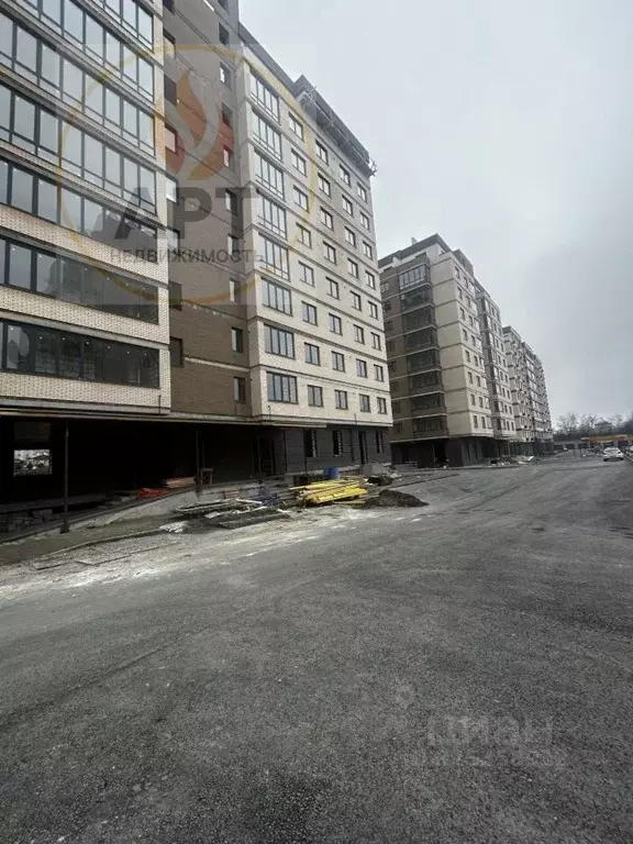 2-к кв. Северная Осетия, Владикавказ Курская ул., 1 (73.7 м) - Фото 1