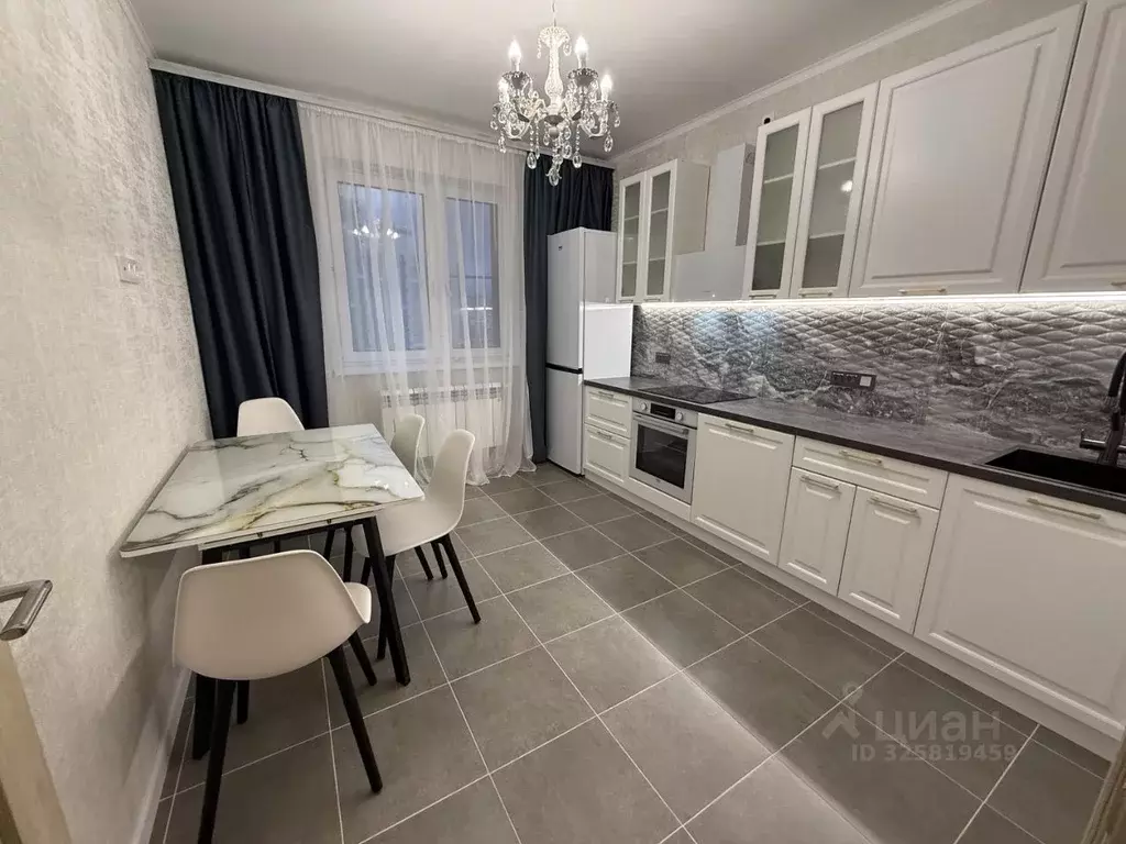 2-к кв. Москва ул. Николая Озерова, 2к1 (60.0 м) - Фото 1