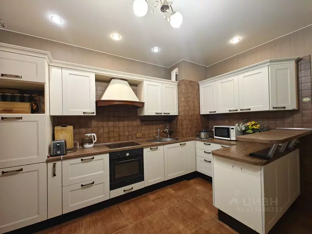 3-к кв. Санкт-Петербург Коломяжский просп., 15к1 (85.7 м) - Фото 0