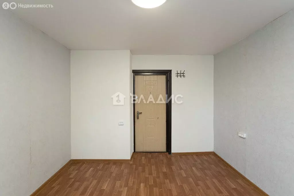 1к в 10-комнатной квартире (11.6 м) - Фото 2