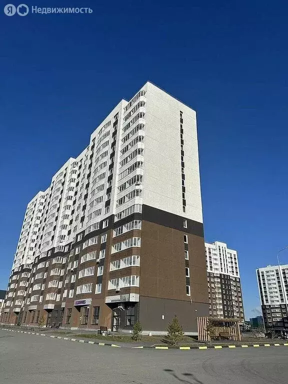 Квартира-студия: Тюмень, улица Монтажников, 42Б (28.7 м) - Фото 1