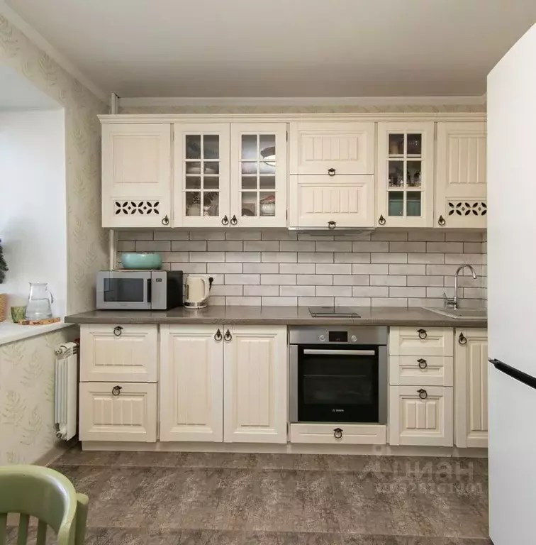 2-к кв. Томская область, Томск ул. Пушкина, 9 (60.1 м) - Фото 2