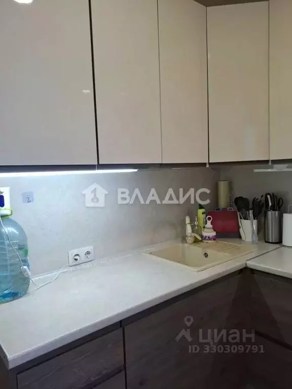1-к кв. Москва ул. Яворки, 1к4 (29.6 м) - Фото 1