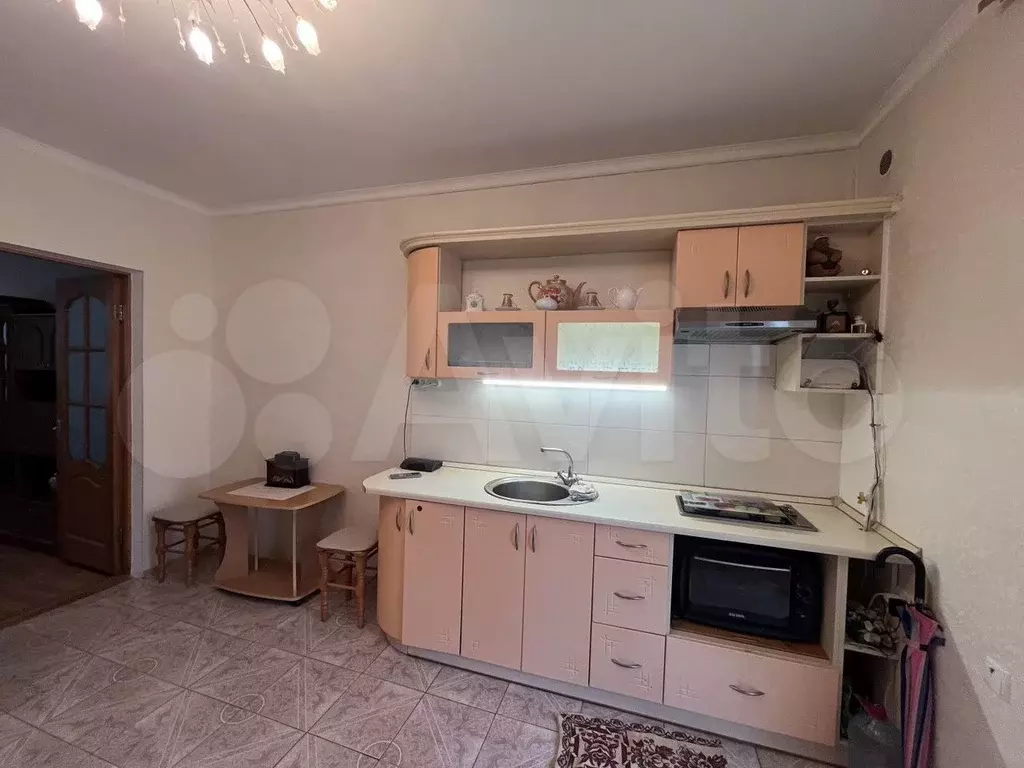 3-к. квартира, 73 м, 3/3 эт. - Фото 1