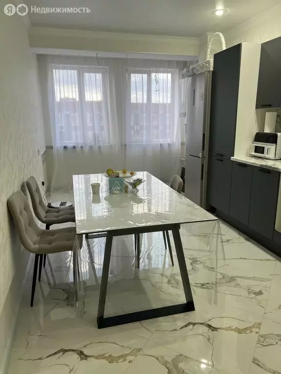 2-комнатная квартира: Владикавказ, улица Курсантов-Кировцев, 15Д (74 ... - Фото 0