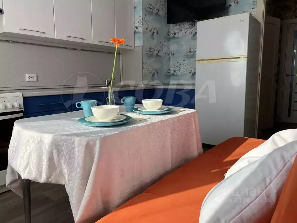 2-к кв. Курганская область, Курган Заозерный жилрайон, 4-й мкр, 9 ... - Фото 0