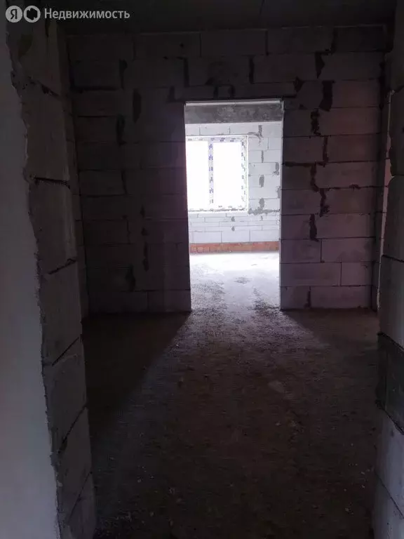 1-комнатная квартира: Владикавказ, улица Курсантов-Кировцев, 27Б (44 ... - Фото 1