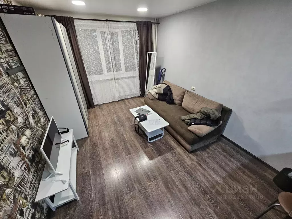 1-к кв. Приморский край, Владивосток ул. Надибаидзе, 11 (36.0 м) - Фото 2