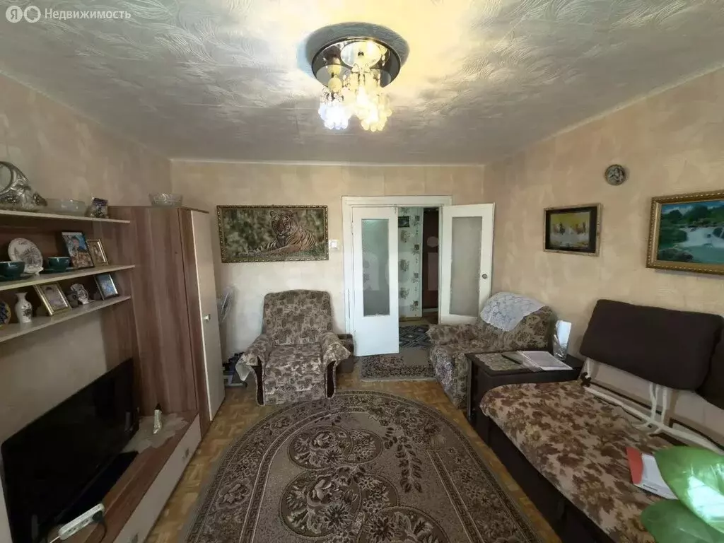 1-комнатная квартира: Губкин, улица Королёва, 8 (73.7 м) - Фото 2