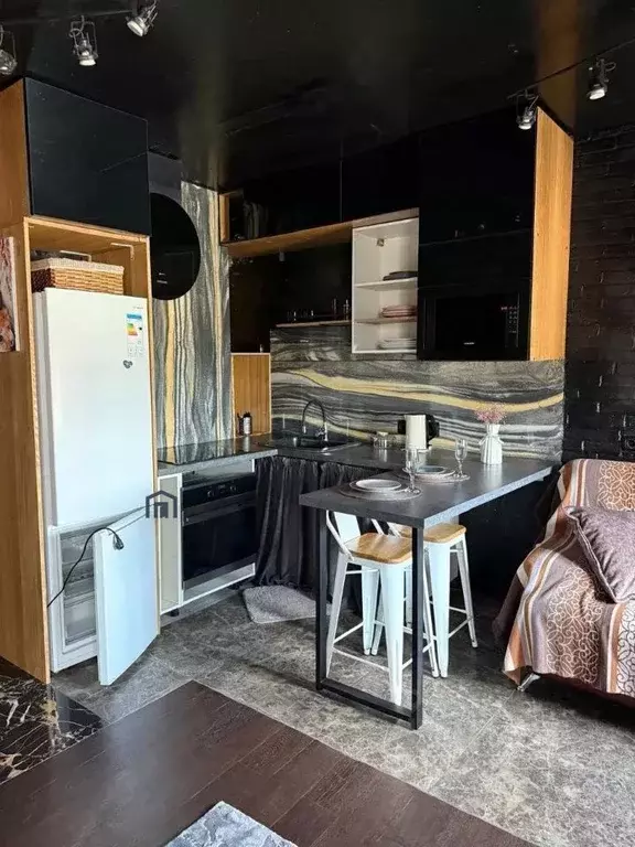 Студия Иркутская область, Иркутск ул. Гоголя, 48 (42.0 м) - Фото 2