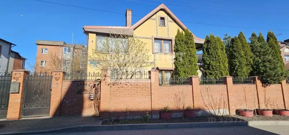 Дом в Калининградская область, Зеленоградск ул. Герцена, 10 (209 м) - Фото 1