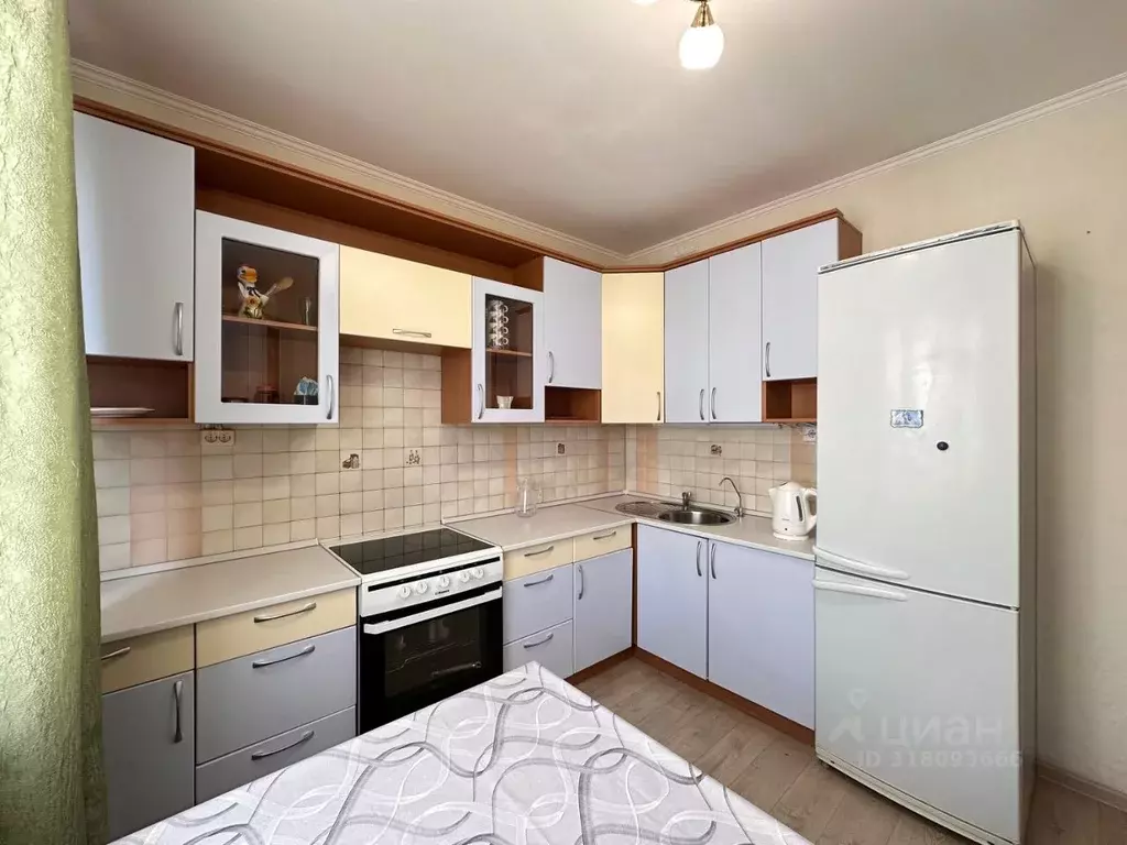 2-к кв. Москва ул. Герасима Курина, 16 (59.0 м) - Фото 0