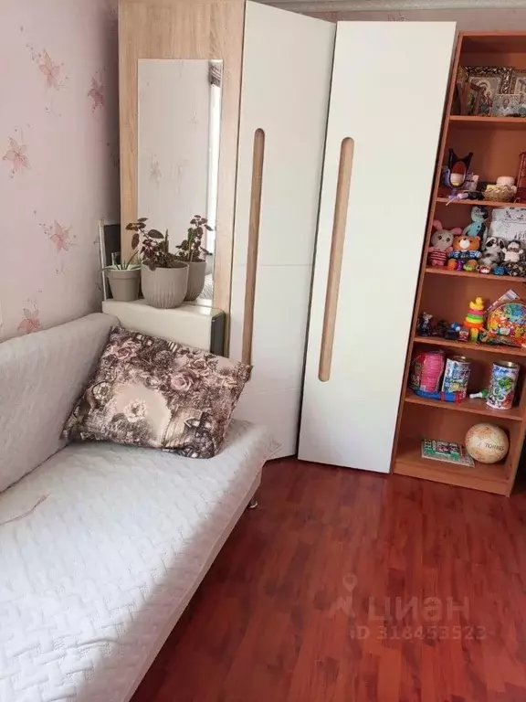 3-к кв. Саха (Якутия), Якутск Борисовка-1 мкр, 29 (40.0 м) - Фото 1