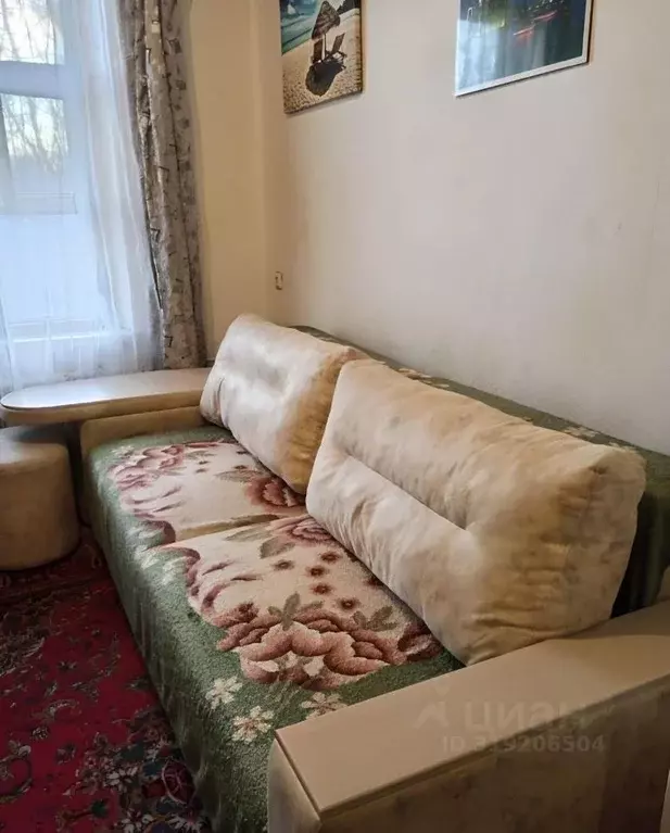 Комната Челябинская область, Челябинск Бугурусланская ул., 35 (10.0 м) - Фото 0
