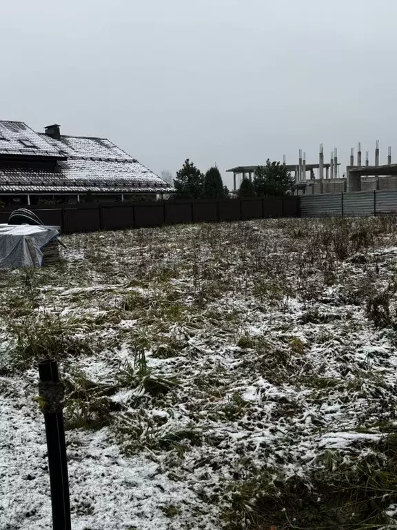 Участок в Московская область, Одинцовский городской округ, д. ... - Фото 1