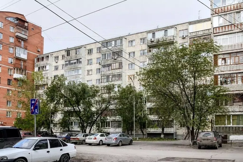 1-к кв. Тюменская область, Тюмень ул. Коммунаров, 37 (29.0 м) - Фото 1