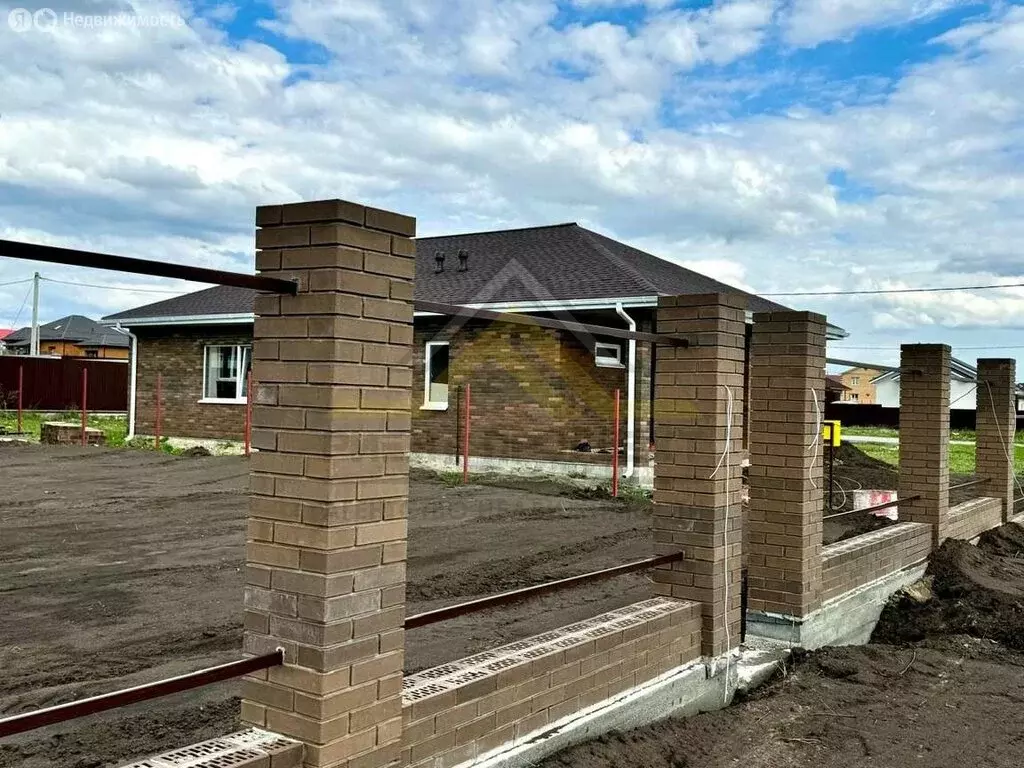 Дом в Старый Оскол, микрорайон Пролески (120 м) - Фото 1