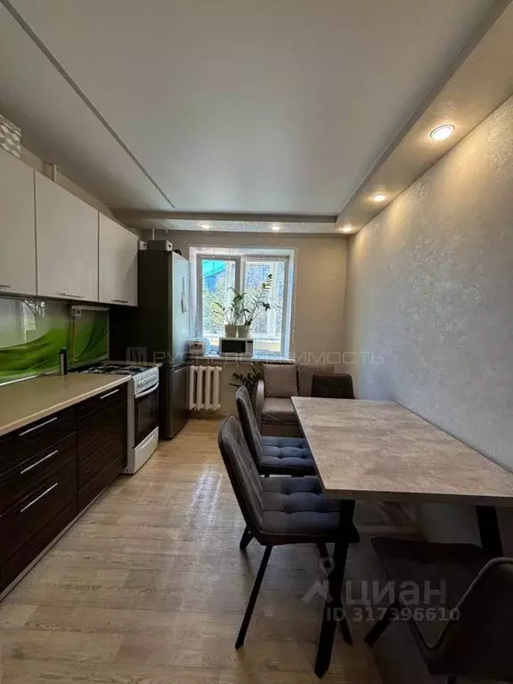2-к кв. Кировская область, Киров Радужный мкр, ул. Новая, 15 (48.6 м) - Фото 1