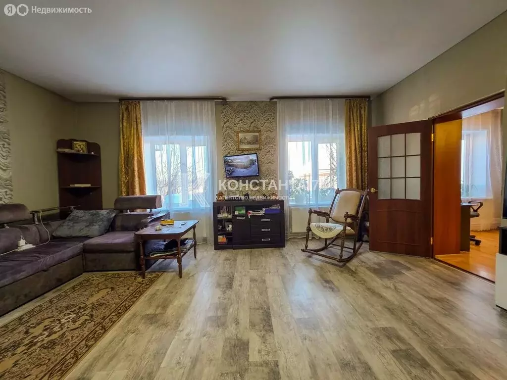 Дом в Миасс, улица Щукина, 63 (292.1 м) - Фото 1