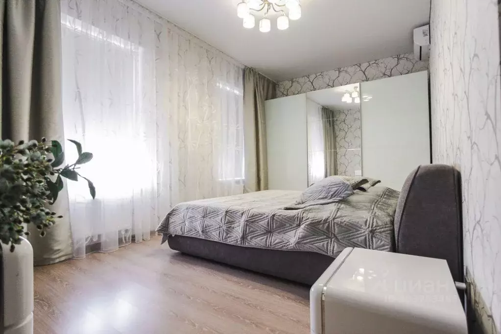 Квартира, 4 комнаты, 104 м - Фото 0