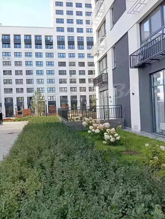1-к кв. Тюменская область, Тюмень ул. Василия Малкова, 10 (35.6 м) - Фото 2