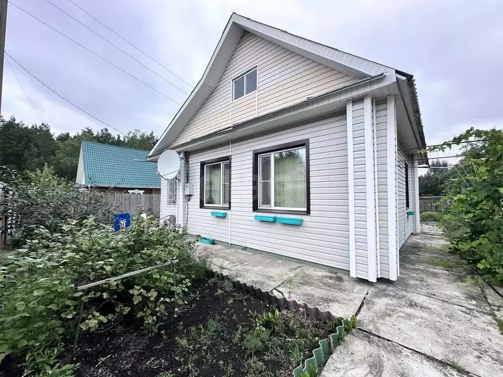 Дом в Марий Эл, Звениговский район, Кокшайское с/пос, д. Семеновка ул. ... - Фото 1