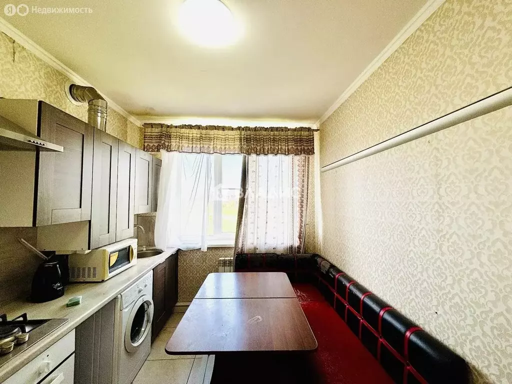 1-комнатная квартира: посёлок городского типа Яблоновский, улица ... - Фото 1