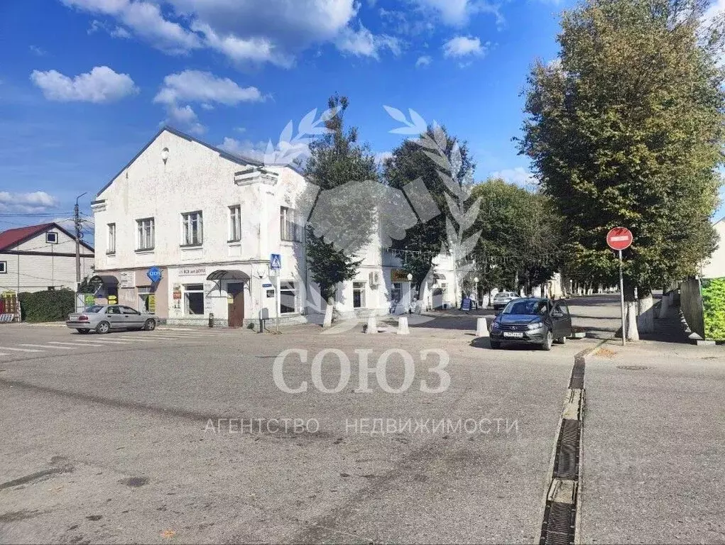 Торговая площадь в Калужская область, Юхнов ул. Карла Маркса (311 м) - Фото 2