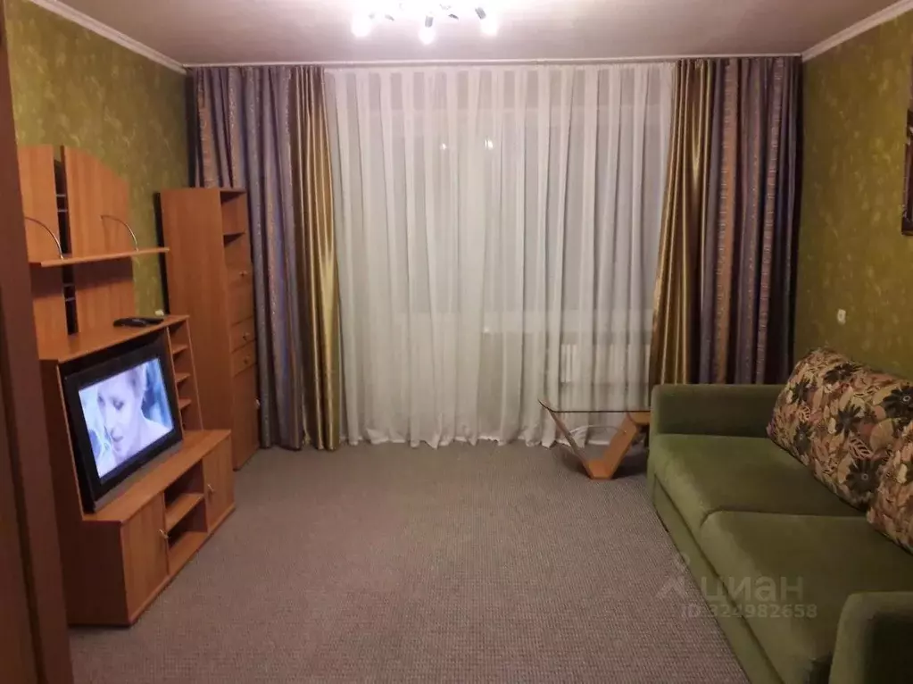 3-к кв. Белгородская область, Старый Оскол Королева мкр, 12А (64.0 м) - Фото 1