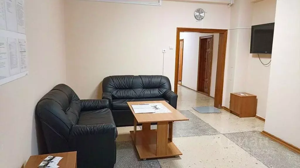 Комната Челябинская область, Миасс ул. Академика Павлова, 42А (10.0 м) - Фото 2