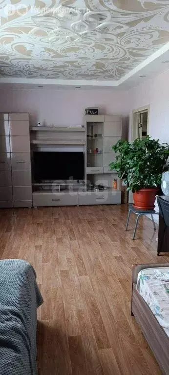 2-комнатная квартира: село Викулово, улица Свободы, 162А (56.2 м) - Фото 0