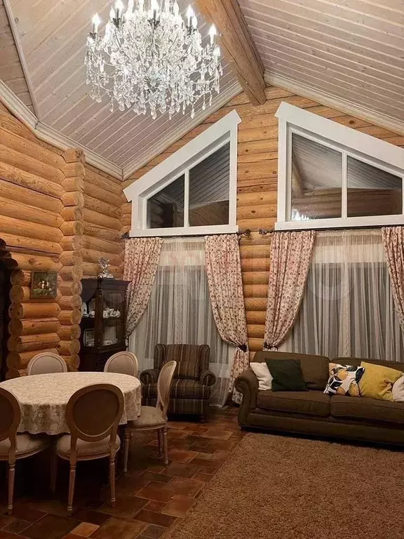Дом 240,8 м на участке 1,3 га - Фото 1
