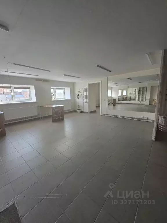 Помещение свободного назначения в Пермский край, Пермь ул. Адмирала ... - Фото 2