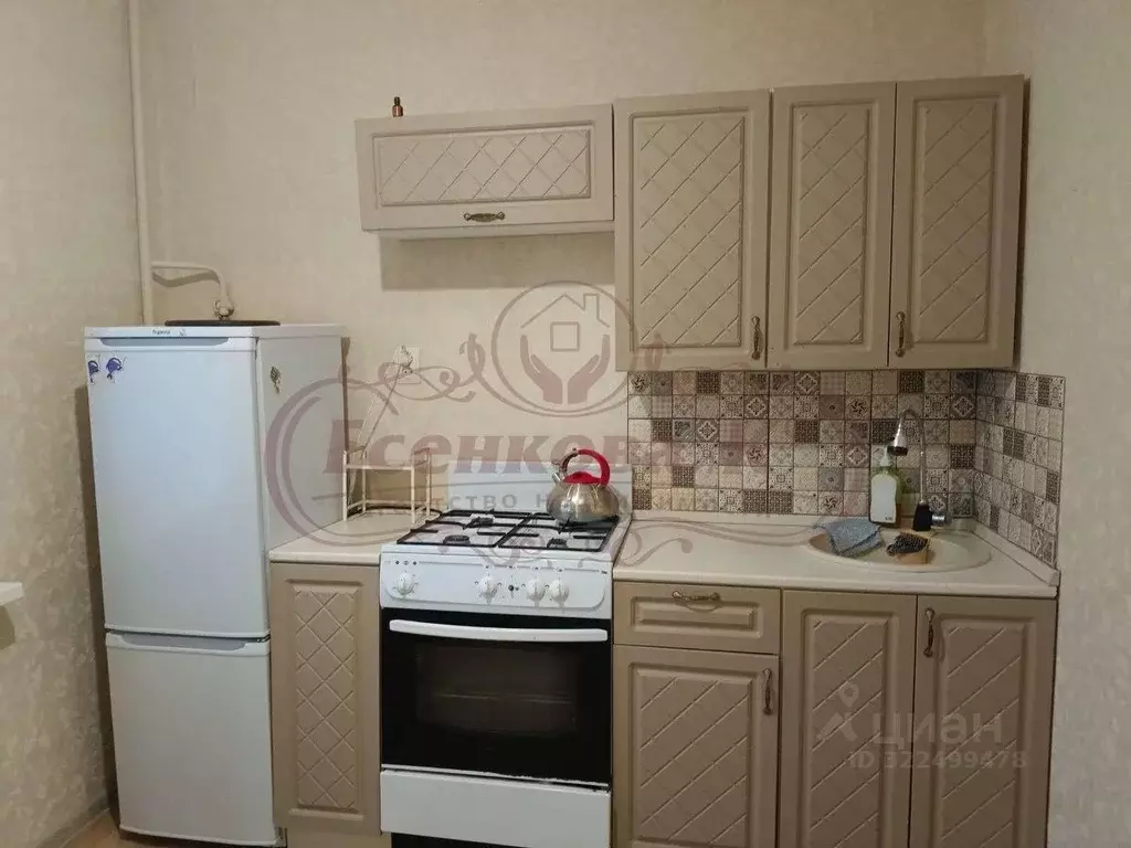 1-к кв. Курганская область, Курган Заозерный жилрайон, 6-й мкр, 2 ... - Фото 1