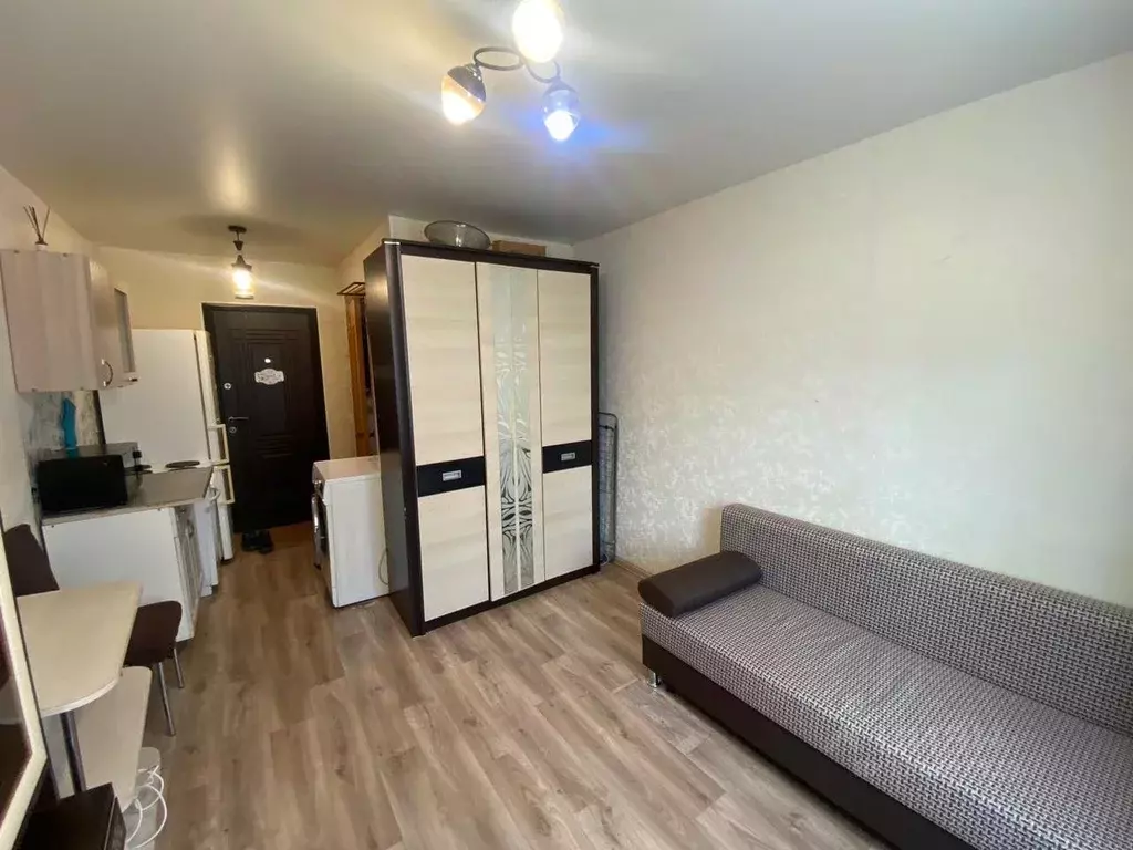 Студия Приморский край, Владивосток Некрасовская ул., 46 (24.0 м) - Фото 1