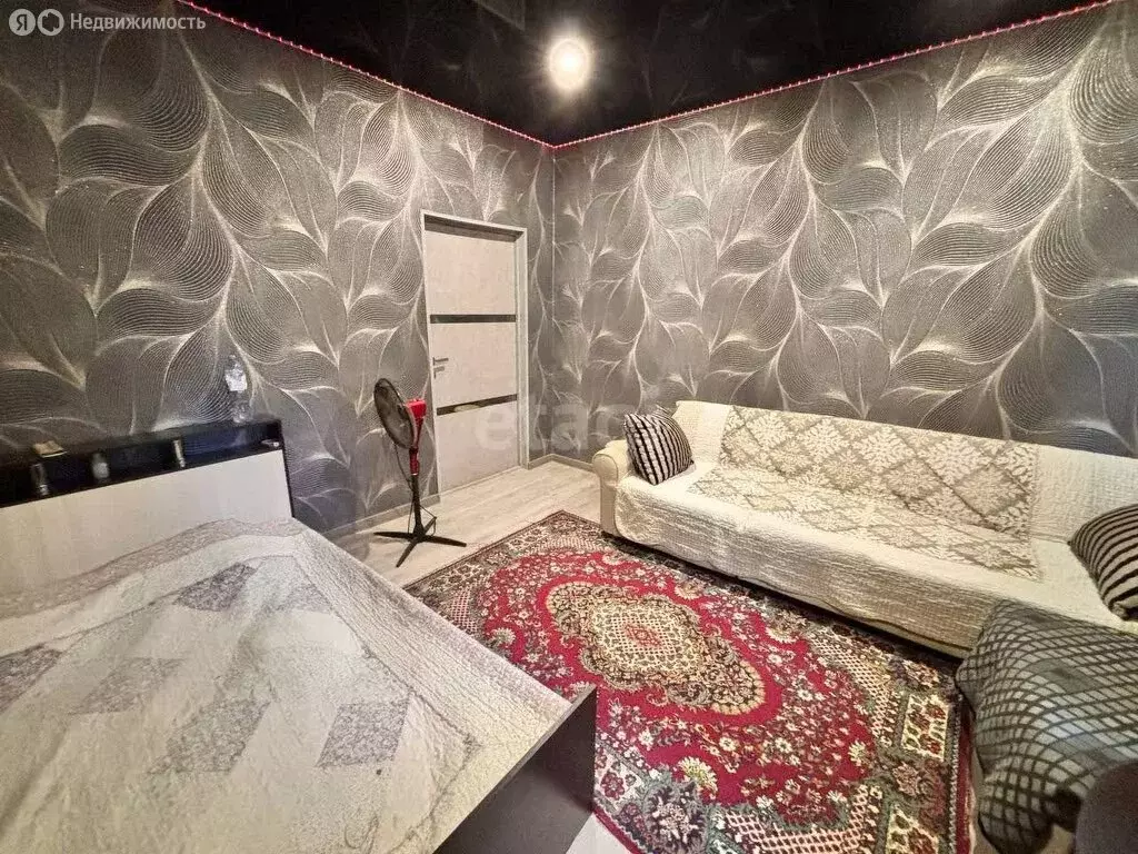 Дом в станица Раевская, Партизанская улица (100 м) - Фото 0