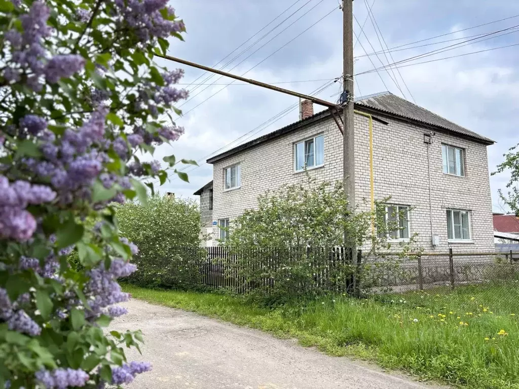 Дом в Псковская область, Печоры ул. Автомобилистов, 5А (240 м) - Фото 1
