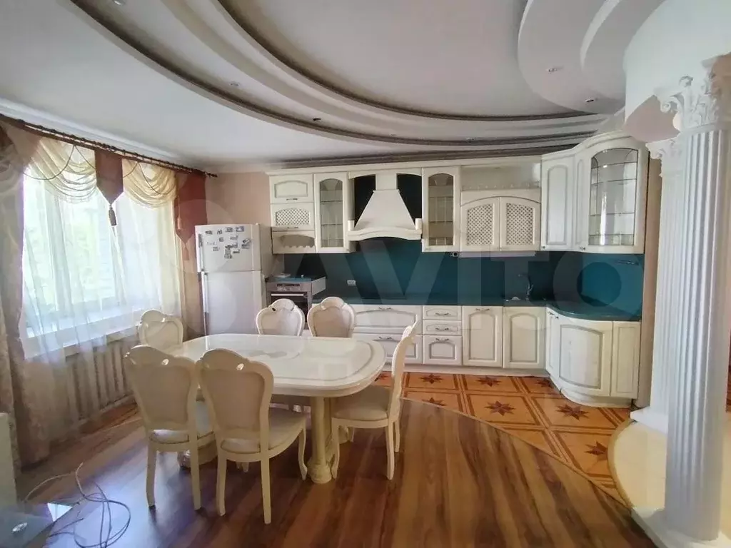 3-к. квартира, 138,6 м, 3/3 эт. - Фото 0