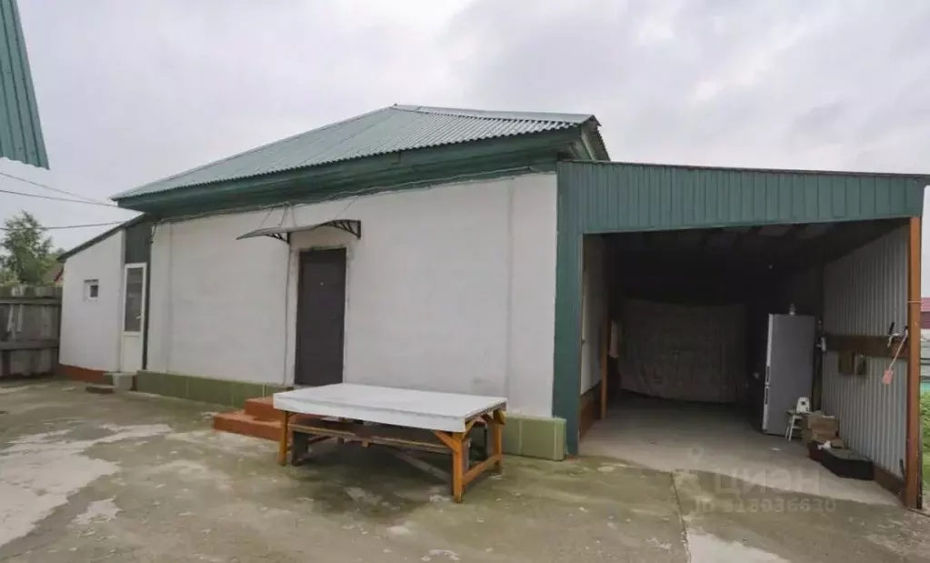 Дом в Иркутская область, Иркутск Севастопольская ул., 77 (50 м) - Фото 1